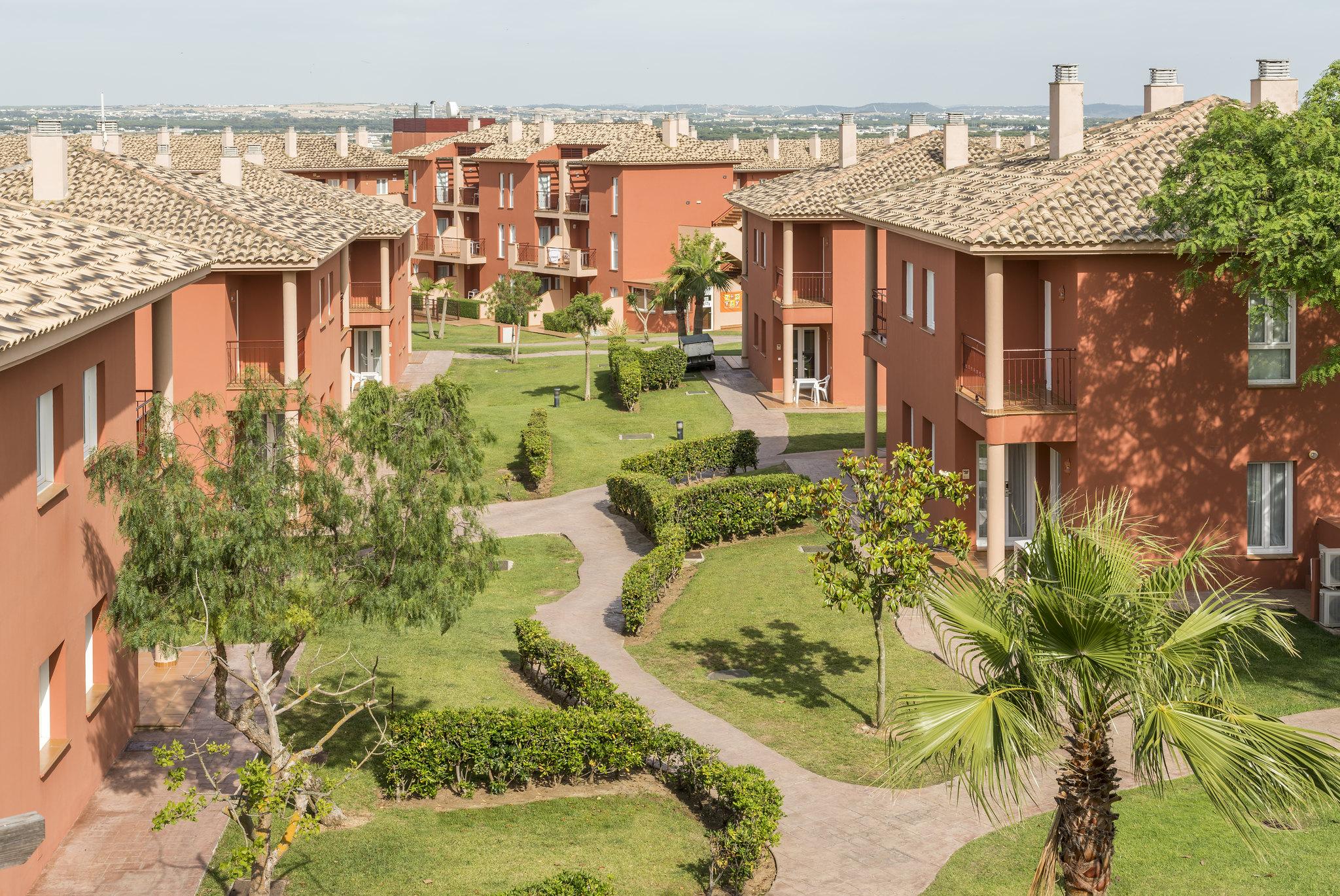 Ilunion Sancti Petri Aparthotel Chiclana de la Frontera Exterior photo